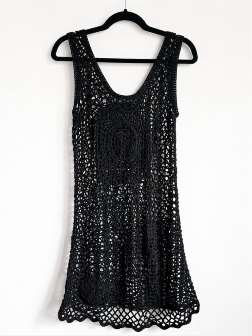 BCBGMAXAZRIA Black Crochet Knit Cover Up Dress Size M Boho Beach Sleeveless Swim